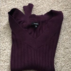 Purple v neck sweater
